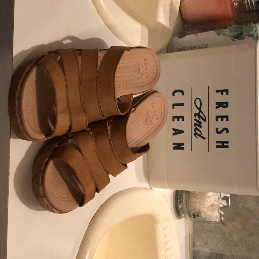 Tan Crocks wedge style!
